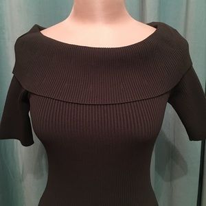 LIQUIDATION SALE *    MIHCHEAL KORS KNIT DRESS ARMY GREEN SIZE M